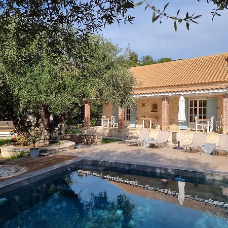Villa Leia, Luxury Villa For 6 People With Pool Kalamaki  Exterior photo