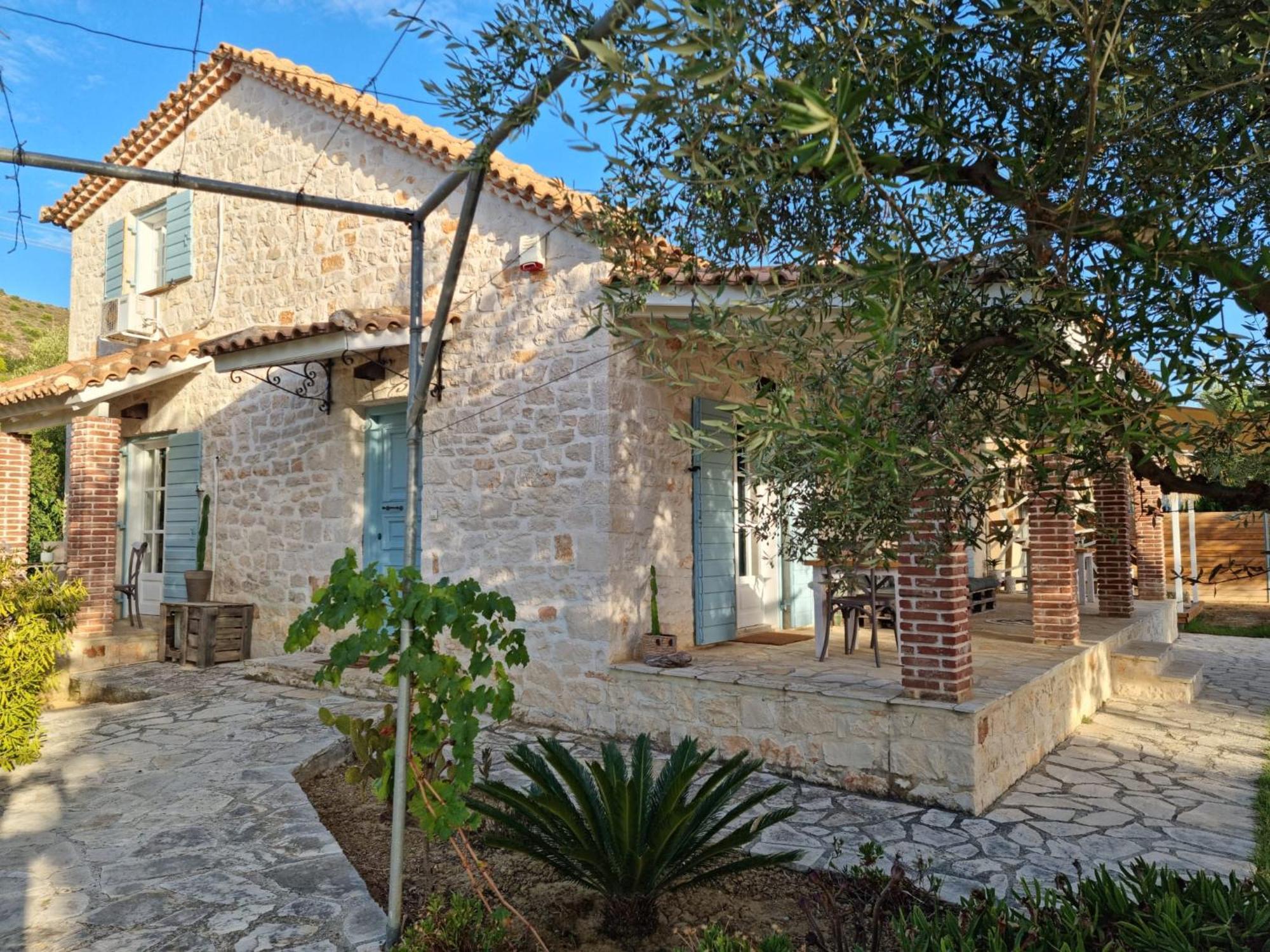 Villa Leia, Luxury Villa For 6 People With Pool Kalamaki  Exterior photo